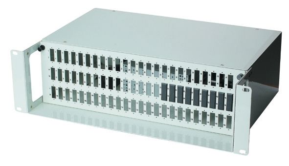अच्छी कीमत YH22 के साथ FTTH और FTTC परियोजना के लिए फाइबर ऑप्टिक पैच पैनल